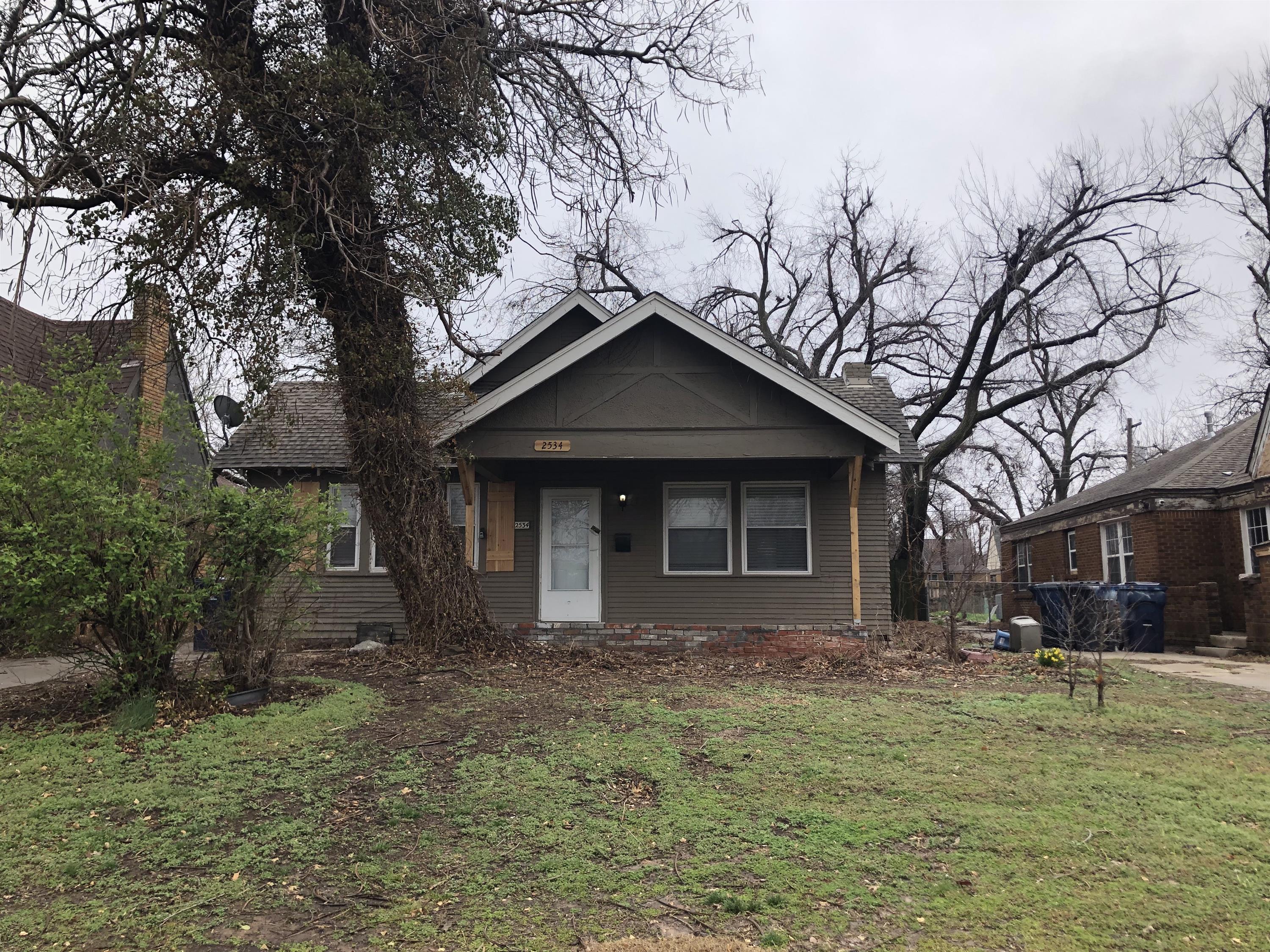Property main image